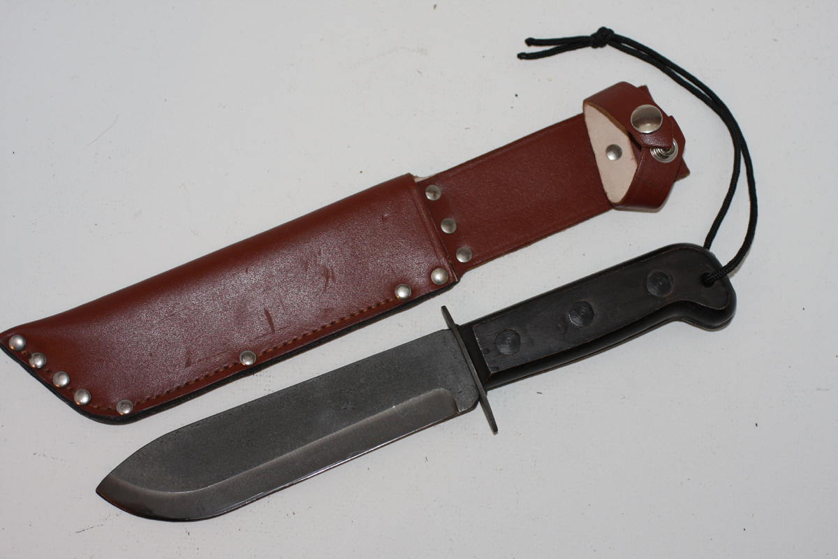 BRITISH ARMY NATO MOD JUNGLE SURVIVAL KNIFE WITH WOOD HANDLE JOSEPH