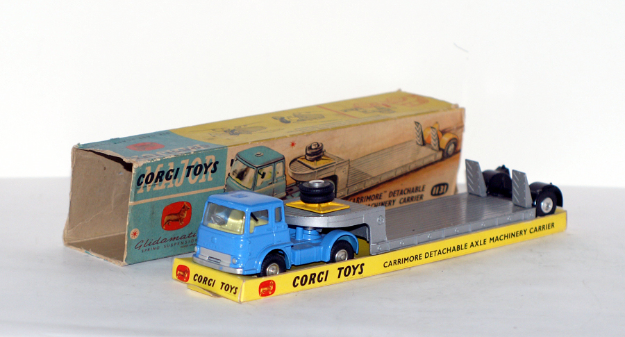 corgi car carrier