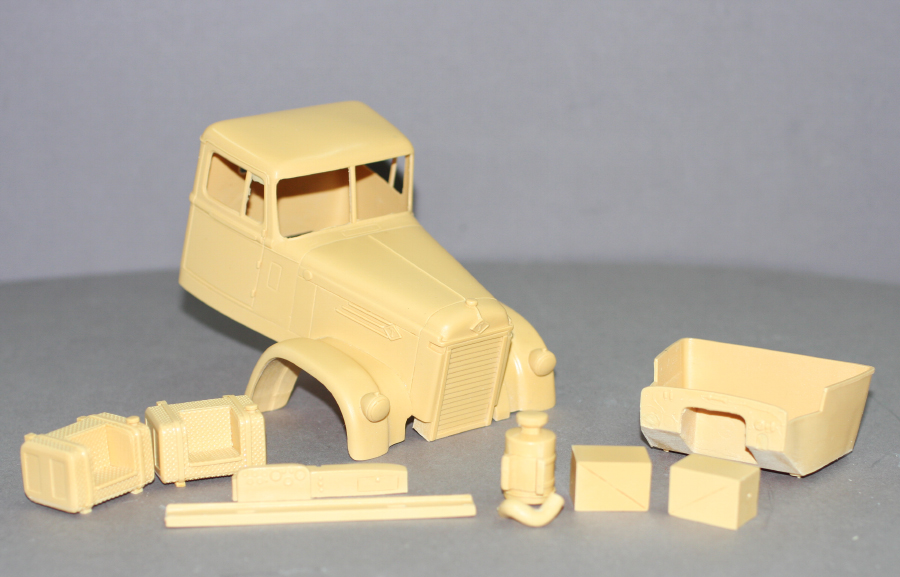 OLD RESIN TRUCK CAB CONVERSION KIT DIAMOND 'T' LONG NARROW NOSE 125